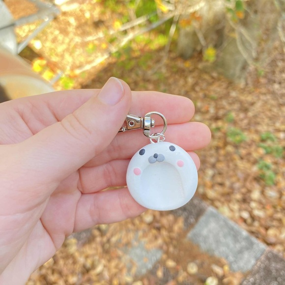 Seal WorryStone Keychain Matte - Picture 5 of 8